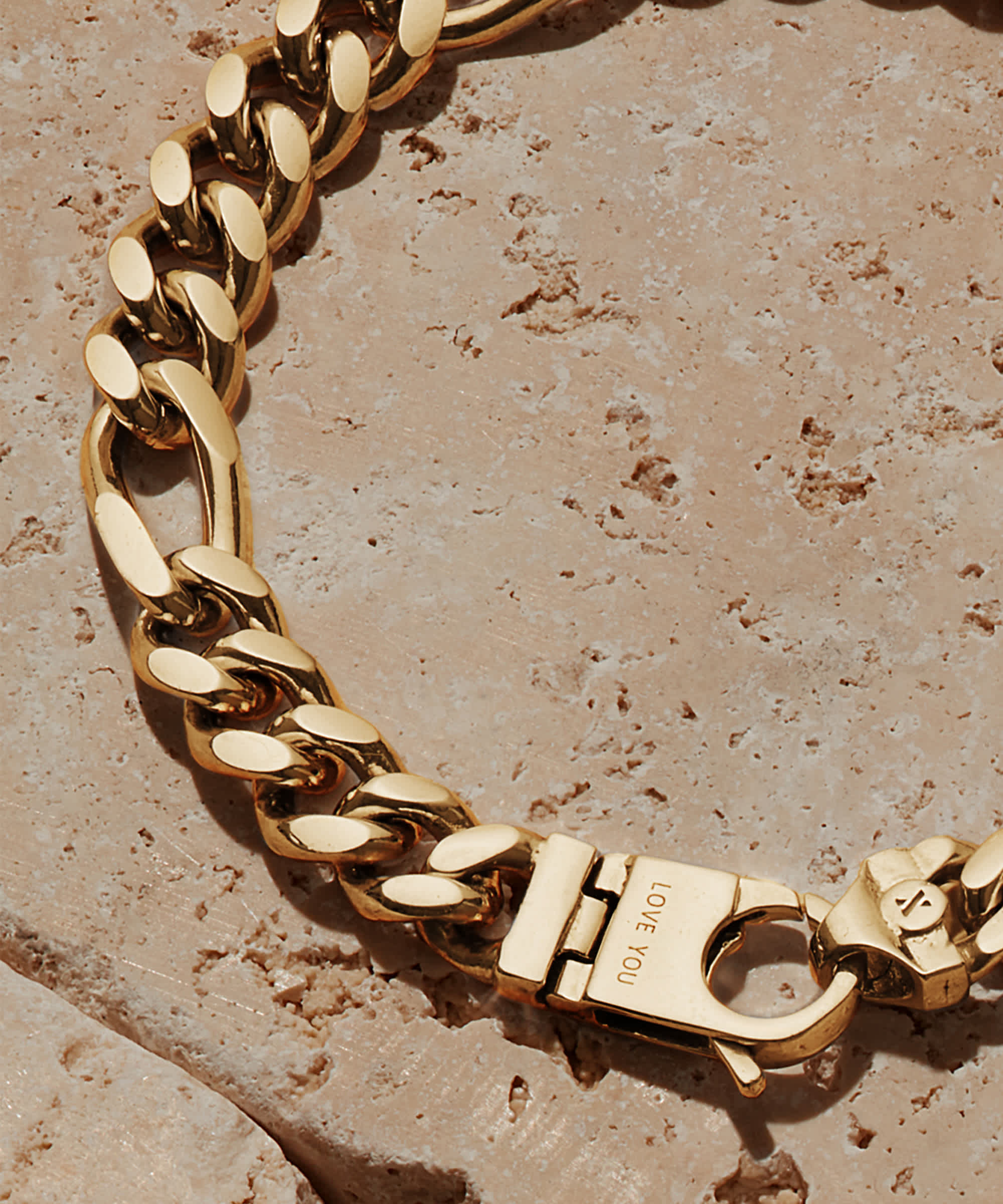 Engravable - Figaro Bracelet Gold